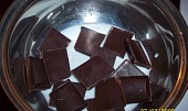 Koláč z kyšky (vaříme čokoládu-3 lžíce mléka a 1 čokoláda na vaření)