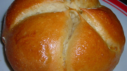 Kynuté těsto na slané pečivo, Kaiserka