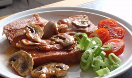 Lančmít (luncheon meat) v alobalu