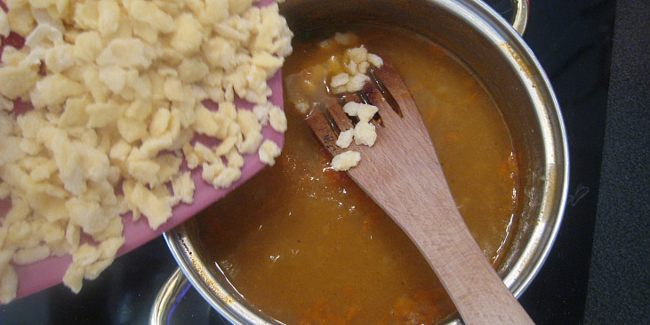 Maďarská hrášková polévka
