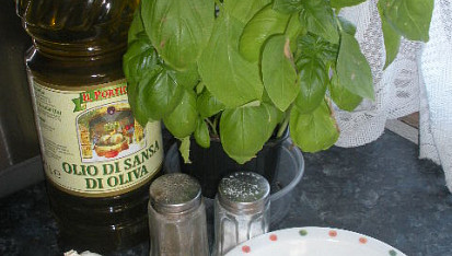 Omáčka na těstoviny -  pesto
