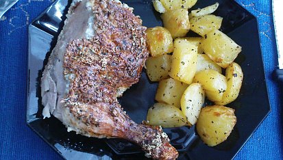 Pečené kuře s bazalkovonivovou krustou, Dobrou chu!
