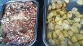 Pečené kuře s bazalkovonivovou krustou, Máme upečeno najednou a můžeme podávat