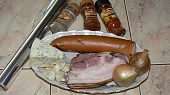 Pochoutka z nivy-pašerák