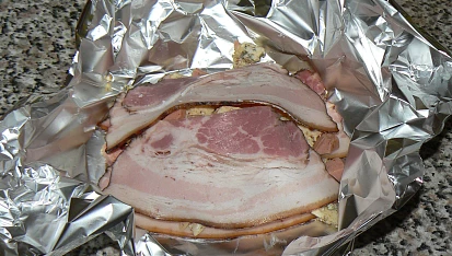 Pochoutka z nivy-pašerák