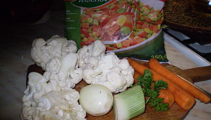 Poctivá květáková polévka, ingredience...