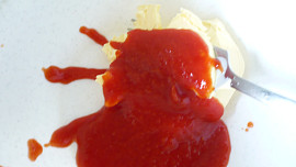 Pomazánka s rajčatovým protlakem