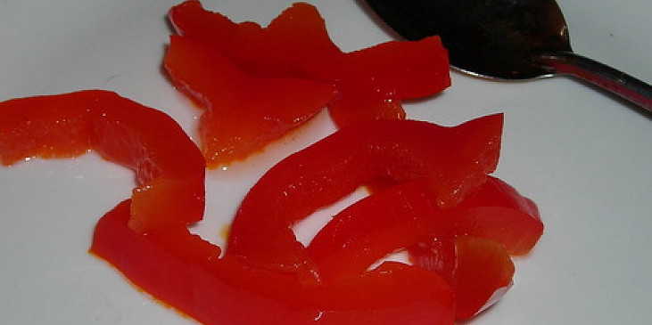 Sterilovaná paprika s olejem
