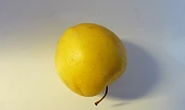 Těsto na lité moučníky nejen pro diabetiky (nyní švestky+jablka), jablko
