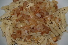 posypeme cibulkou