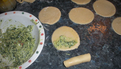 Tortellini s bylinkovou náplní