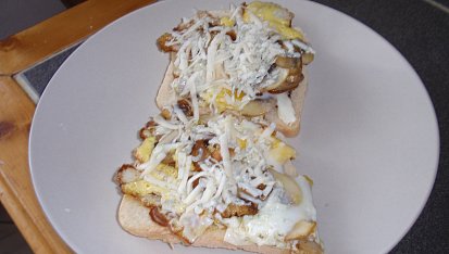 Žampiónové tousty, Před vložením do mikrovlnky