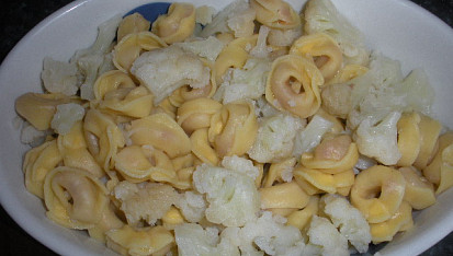 Zapečené tortelliny s květákem