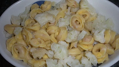 Zapečené tortelliny s květákem