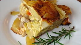 Brokolice a brambory v pekáči