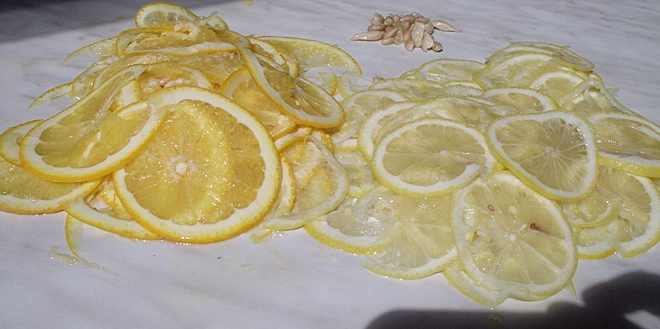 Džem z citrusů (nakrájet co nejslaběji)