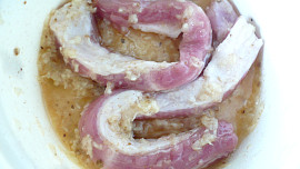 Grilované žížalky