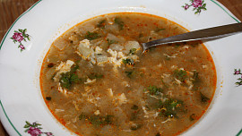 Kedlubnová polévka s rýží