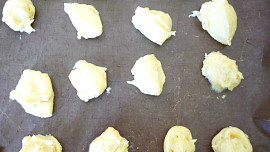 Koblížky z odpalovaného těsta