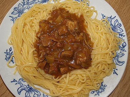 Nudle s krkovicí a cuketou, nudle s krkovicí a cuketou