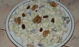Okurkový salát s Hermelínem