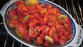 Opekané kuřecí maso s bramborami