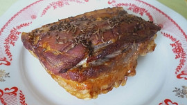 Pečený vepřový bůček