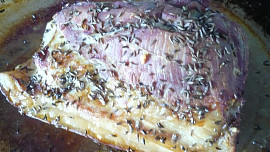 Pečený vepřový bůček