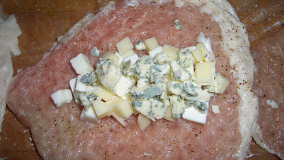 Plněný vepřový řízek - Quattro formaggi