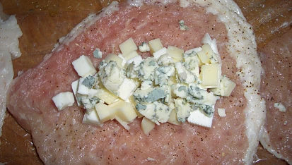Plněný vepřový řízek - Quattro formaggi