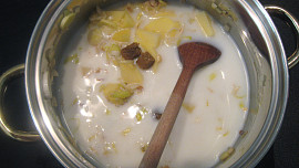 Pórková polévka s vločkami