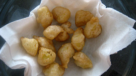 Smažená jablka v těstíčku