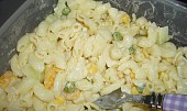 Těstovinový salát s česnekem
