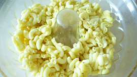 Těstovinový věnec