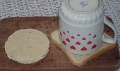 Toastové košíčky (Vykrojíme kolečka z toastového chleba)