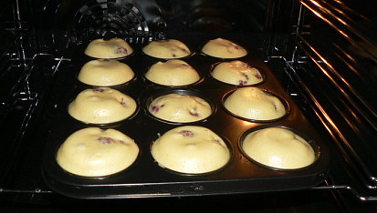 Vanilkové muffiny s malinami