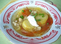 Vrstvená rybí polévka