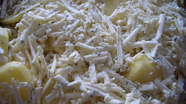 Zapečené brambory s nivou