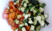 Zeleninový salát s olivami