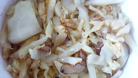 Brambory zapečené se zelím