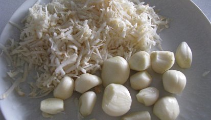 Česnek na řecký způsob, Česnek na řecký způsob