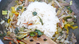 Hlíva ústřičná v čínském karamelu