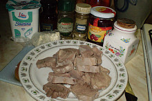 ingredience...jazyk uvařený,nakrájený...