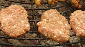Karbanátky na grilu, Karbanátky na grilu