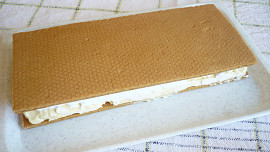 Krémeš z medových plátů