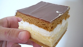 Krémeš z medových plátů