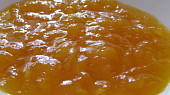 Meruňkový džem s jablky a medem