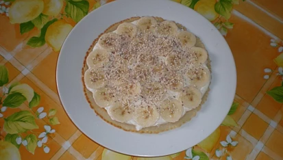Palačinkový dort s banánem