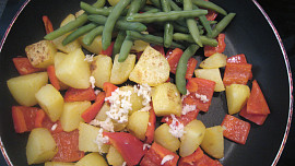 Pestrá fazolková pánev