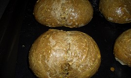 Prdelky ze slunečnicového chleba